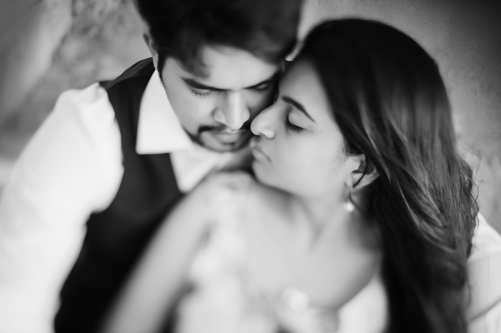 Nishant Disha Romantic Couple Pre-Wedding India